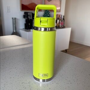 YETI 26oz Rambler Bottle